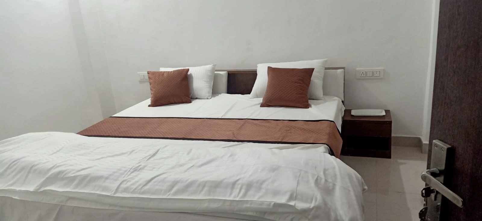 King size bed in hotel room